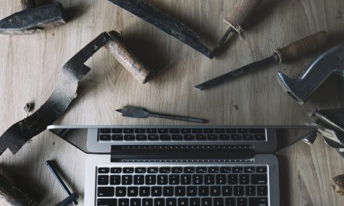 portatil-y-herramientas